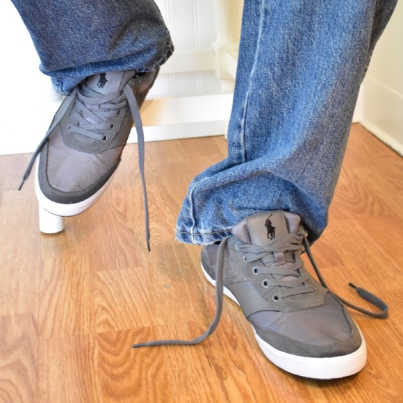 Polo by Ralph Lauren Gray Sneaker - Picture 14 of 16